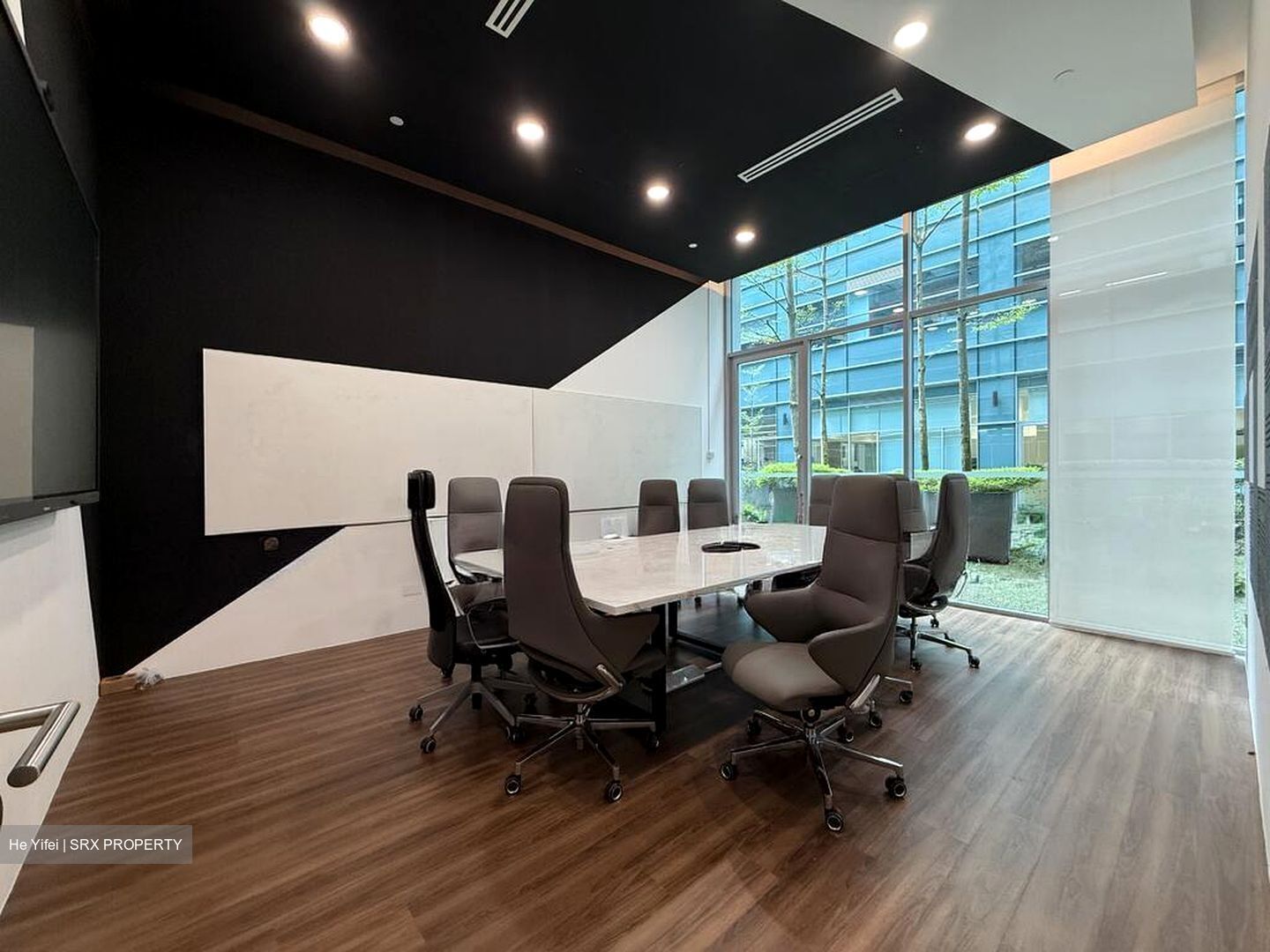 Golden Agri Plaza (D5), Factory #498531401